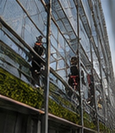 改修工事の足場